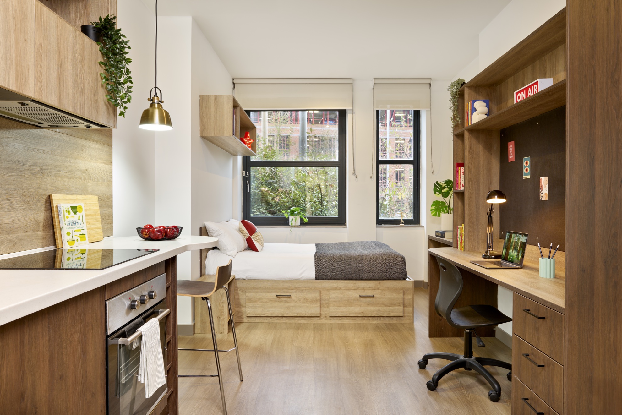 Student Castle Reading Silver Studio Bedroom