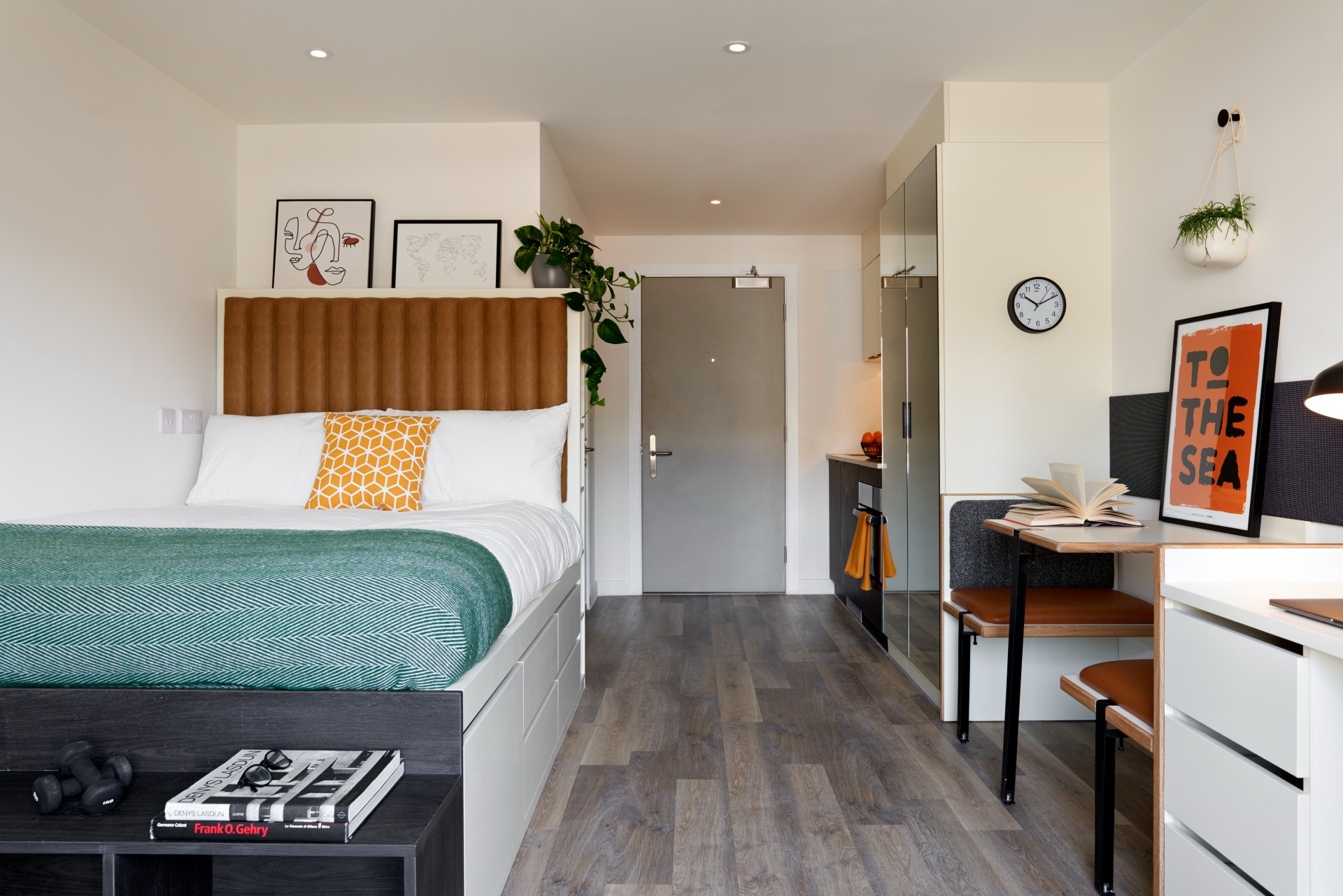 Student Castle Brighton Luckes Studio Bedroom 2