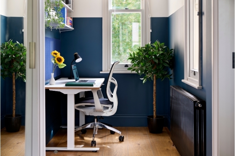 Bath Student Castle Bath Herschel Studio Desk